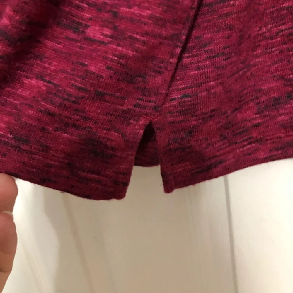 Chico’s V neck sweater womens Chico size 1 is size 8 medium pink black soft cozy - Picture 7 of 7